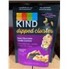 Image 1 : Kind Dipped Clusters Dark Chocolate Vanilla Cashews 8 x 113g
