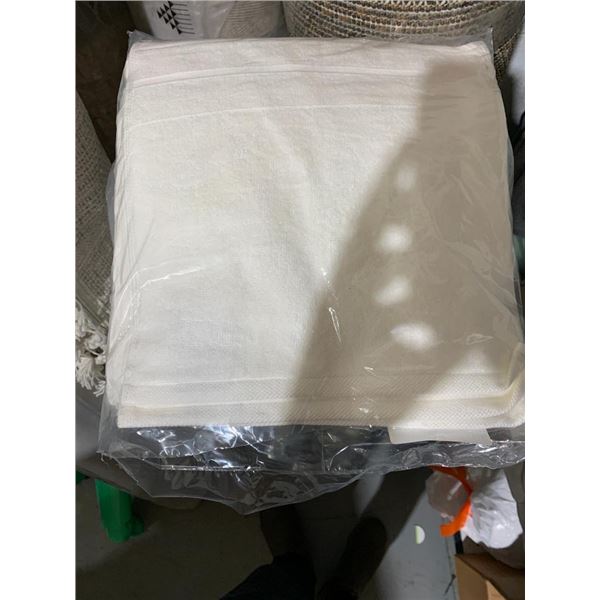 Wash cloths, 3 packs of 12