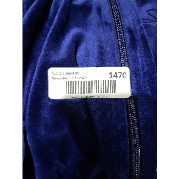 Sketchers Velour Blue Size 7 Track Suit