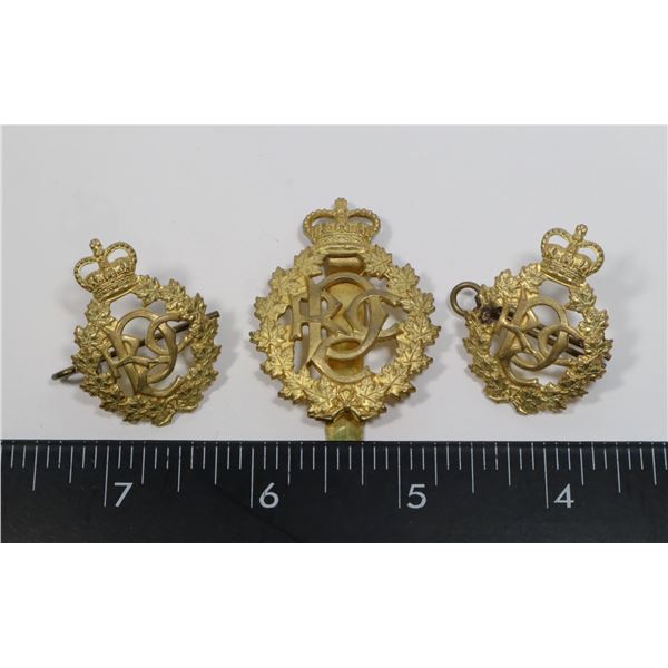 #397 ROYAL CANADIAN DENTAL CORPS CAP BADGE COLLAR