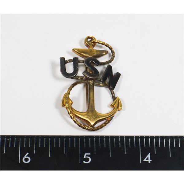 #436 WW2 UNITED STATES NAVY USN BADGE PIN ANCHOR