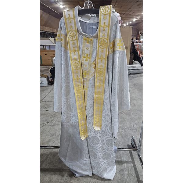 Screen Worn 'Religious Leader' Outfit