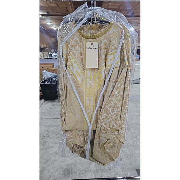 Screen Worn 'Religious Leader' Outfit