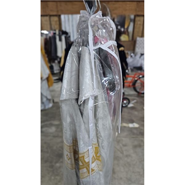 Screen Worn 'Religious Leader' Outfit