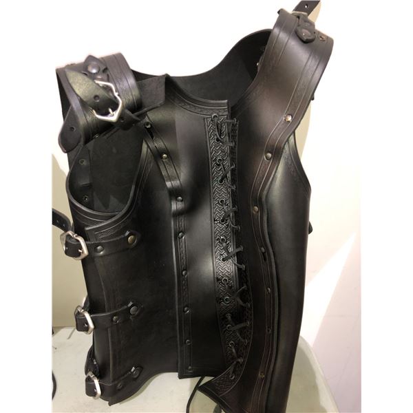 Screen Worn 3 pc Viking Leather Armor