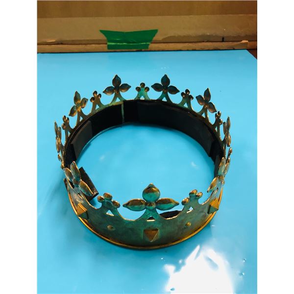 Screen Worn: King Arthur's Crown Crown