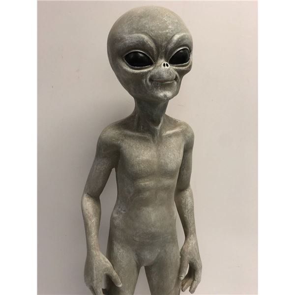 Standing alien figure - grey - approx. 24"