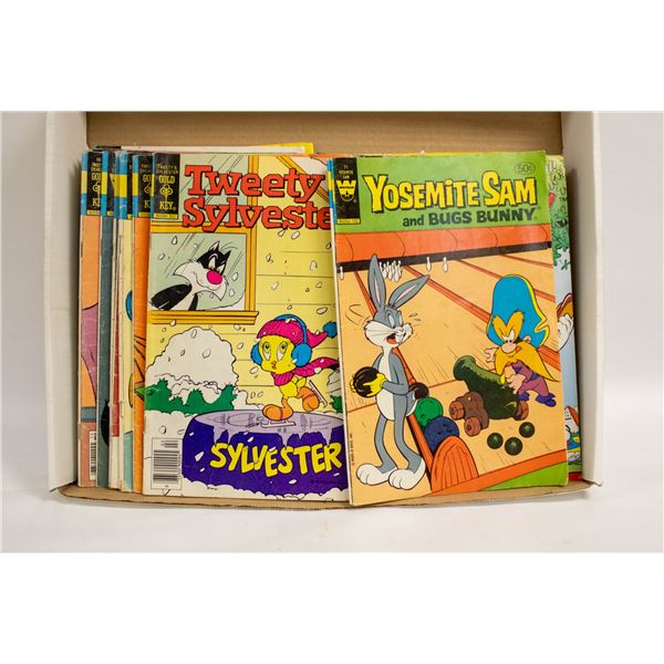 VINTAGE LOONEY TOON COMIC LOT 37 ASSORTED