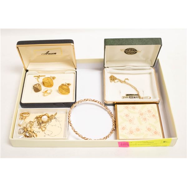 ESTATE JEWELLERY LOT