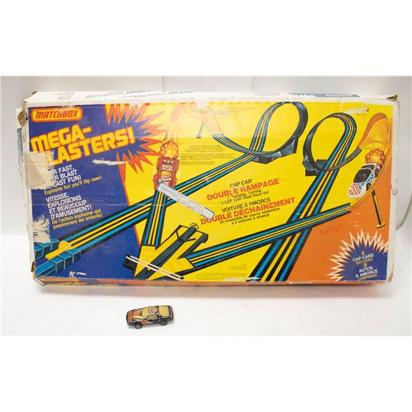 1980S MATCHBOX MEGA BLASTER TRACK SET W 2 CARS