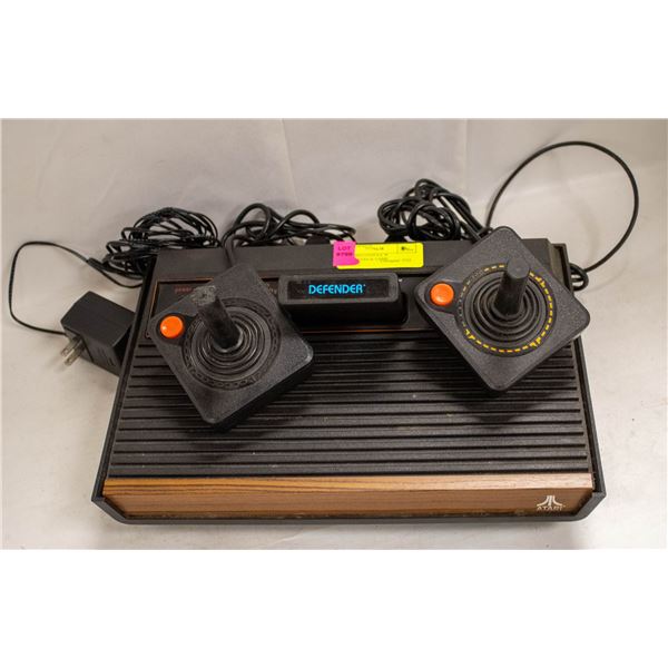 ATARI 2600 CONSOLE W CONTROLLERS & GAME