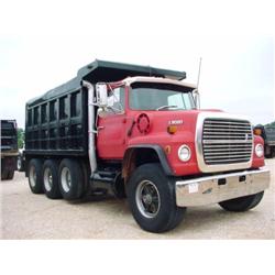 FORD L9000 TRI-AXLE DUMP
