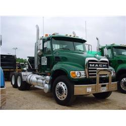 2004 MACK CV713 GRANITE T/A TRUCK TRACTOR
