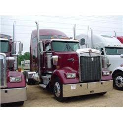 2000 KENWORTH W900 AERO CAB T/A TRUCK TRACTOR S/N J855786