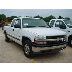 2000 CHEVROLET 1500 4X4 EXTENDED CAB PICKUP