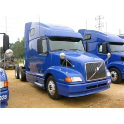 2000 VOLVO VNL 660 T/A TRUCK TRACTOR