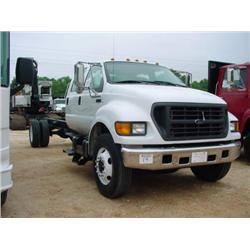 2000 FORD F650SD S/A CREW CAB & CHASSIS