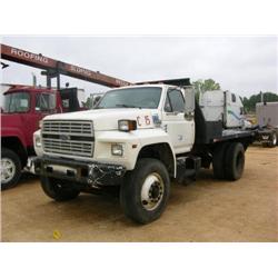 1992 FORD F800 S/A FLATBED TRUCK