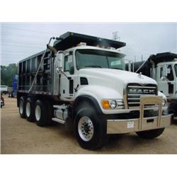2005 MACK GRANITE CV713 TRI-AXLE DUMP