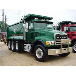 2004 MACK GRANITE CV713 TRI-AXLE DUMP
