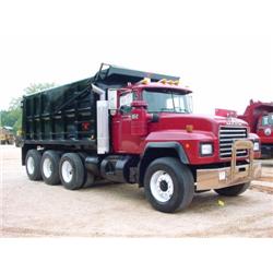 1999 MACK RD690S TRI-AXLE DUMP