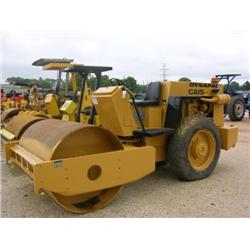 DYNAPAC CA15 VIBRATORY ROLLER