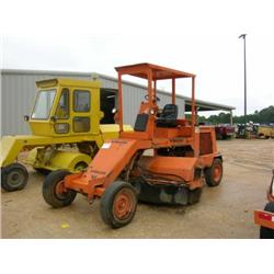 WALDON SWEEPSTER 250 BROOM