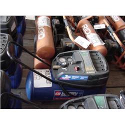 CAMPBELL HAUSFELD AIR COMPRESSOR