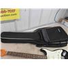 Image 8 : Jay Turser Electric Guitar with Case