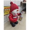 Image 2 : 26'' Winter Snowman