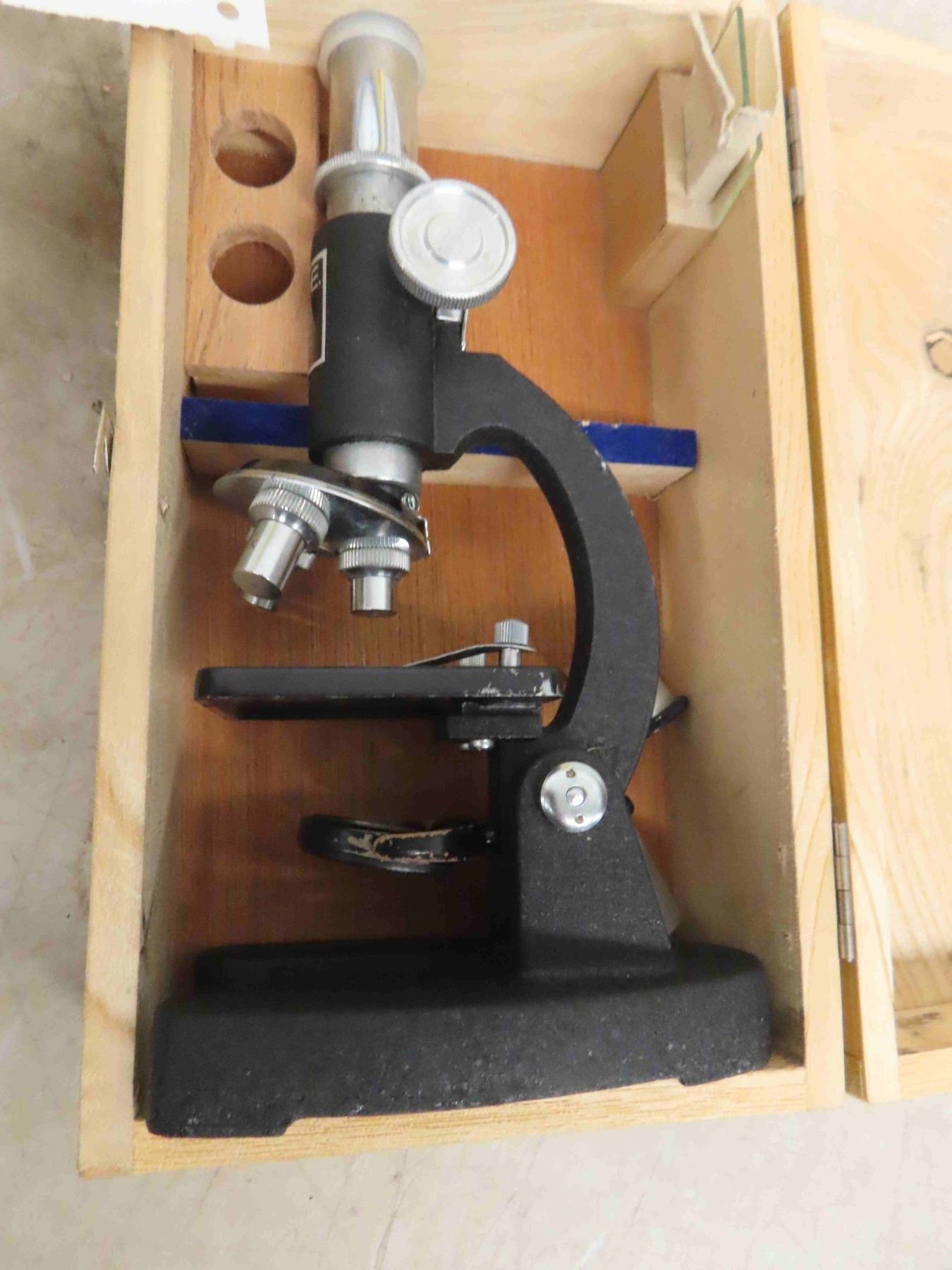 2 Microscope Kits
