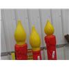 Image 2 : 3 Noel Candle Blow Molds 40'' Tall