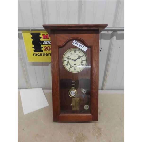 Ergo Regulator Clock Oak - Nice Condition 5" x 13" x 21" 