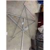 Image 2 : 5' Christmas Star on Metal 7' Stand