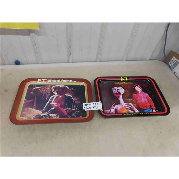 2 ET Phone Home TV Trays - Metal, 1982 12.5" x 17.5"