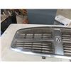 Image 3 : Dodge Pick Up Grill 16" x 48"