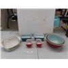 Image 1 : Corning ware Casserole Dish, 2 Pyrex Mixing Bowls, 4 Pyrex Butter Dishes with Lids