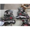 Image 3 : 4 Pair of Roller Blades + Scooter ' Airwalk'