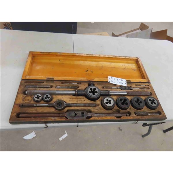 Old Quality Tap + Die Set in Wooden Case - BUTFLD Canada