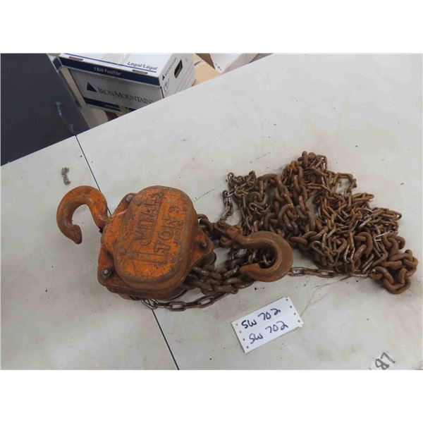 Vital 1 Ton Chain Hoist Vital 1 ton chain hoist