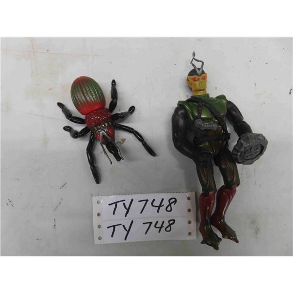 Vintage Sectaurs 1984 Skito + Toxcid %99 Complete - missing sword