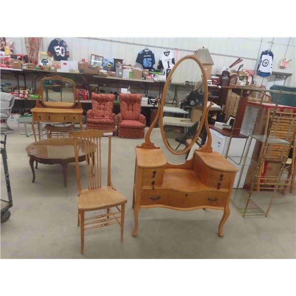 Birds Eye Maple Vanity with Chair - Total Height 70  x 38.5  x 21 