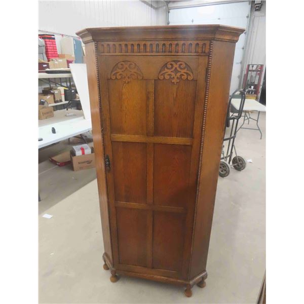 1/4 Cut Oak Corner Armoire 23" x 35" x 69"