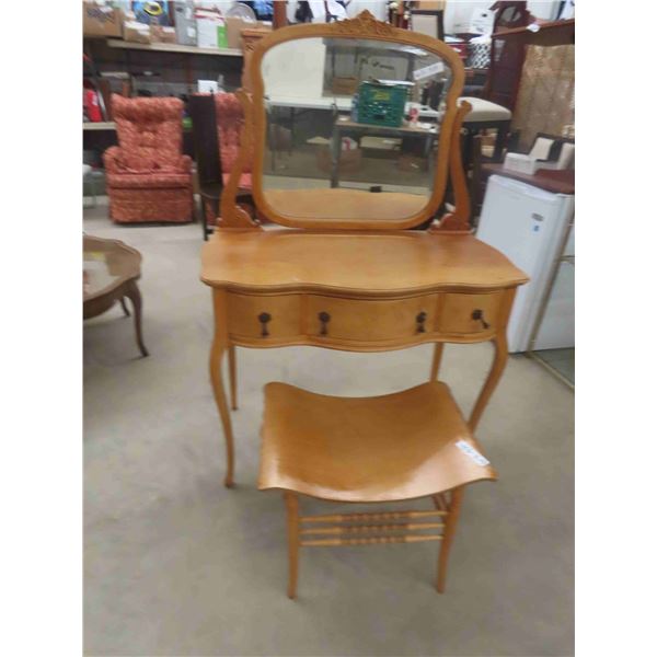 Birds Eye Maple Vanity Dresser with a Cool Swayback Style Stool 22  x 38  x 56 