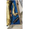 Image 8 : King Cleveland 615 Saxophone with Case