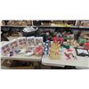 Image 1 : Christmas Decorations; Bulbs, Ornaments, Various Displays