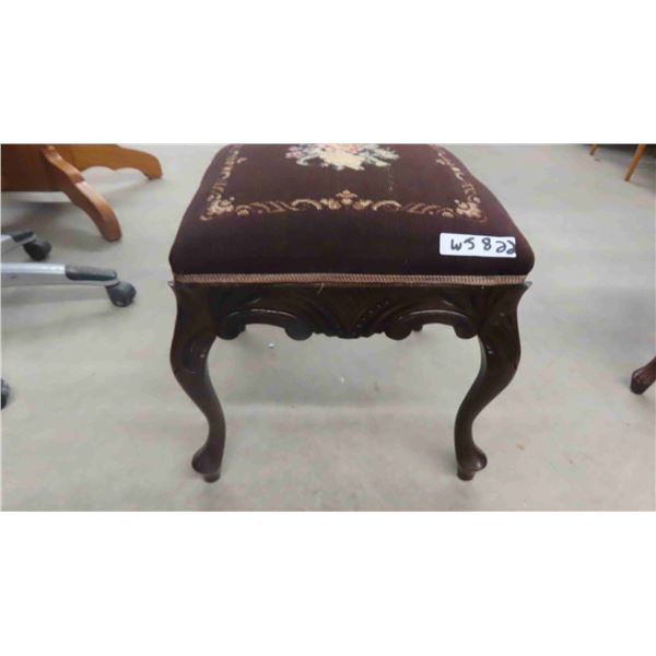 Petti Point Ottoman 16  x16  x 16  