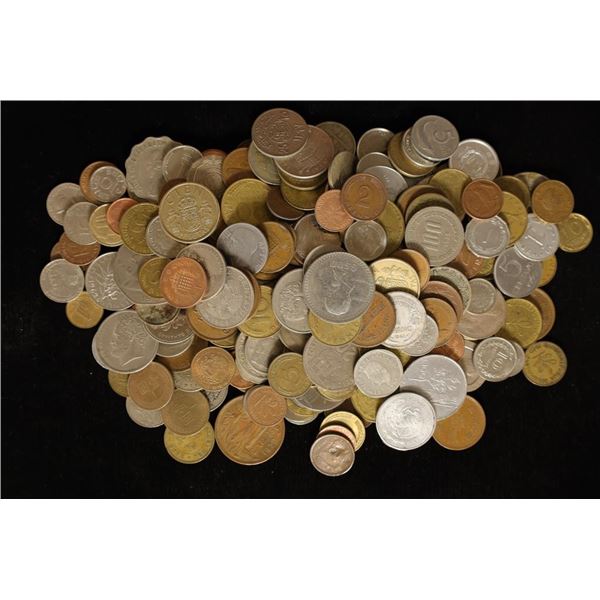 2 POUNDS OF ASSORTED FOREIGN COINS FUN TO GO