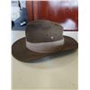 Image 2 : AUTHENTIC AUSTRALIAN MADE AKUBRA BRAND SLOUCH HAT