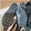 Image 8 : 7 PAIRS OF SIZE 6 AND 7 FOOTWEAR INCLUDING TRETORN, CHAMPION, PENDLETON BOOTS, STEVE MADDEN BOOTS AN